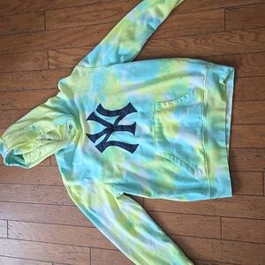 New Era Yankees Hoodie